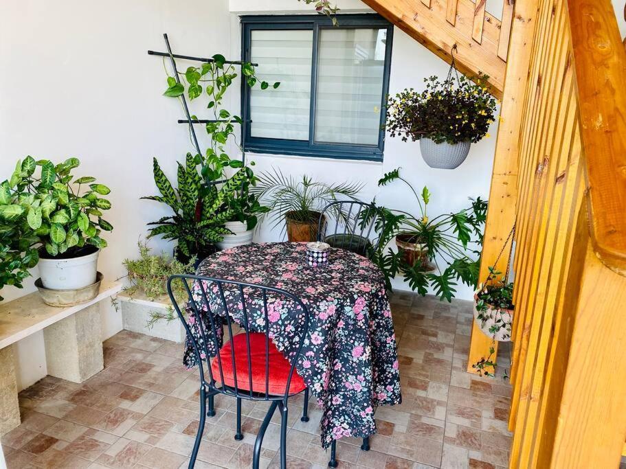 קומותיים ברמה Apartamento Sha'al Exterior foto
